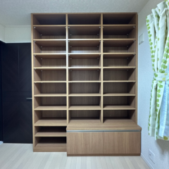 蔵書のための特注収納棚
